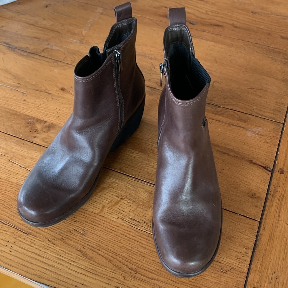 Clarks Artisan Clarene Surf Platform Boots Women’s Brown Chelsea Wedge Size 9 - Picture 5 of 12